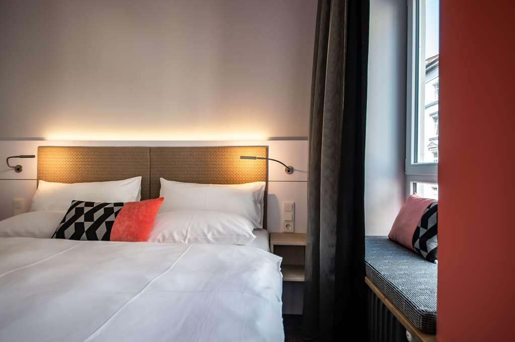 Hotel Boutique Atrium 4*