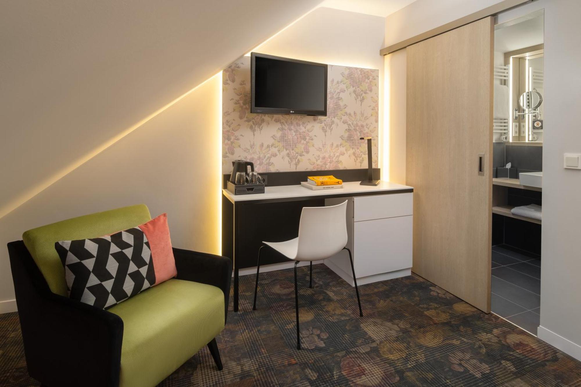 Boutique Atrium 4*
